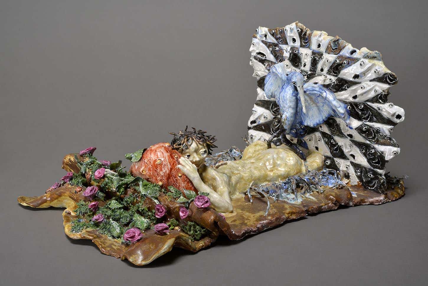 Marlène Mocquet, Gaz Gracieux, 2014, Porcelaine émaillée, 30 cm x 50 cm x 35 cm