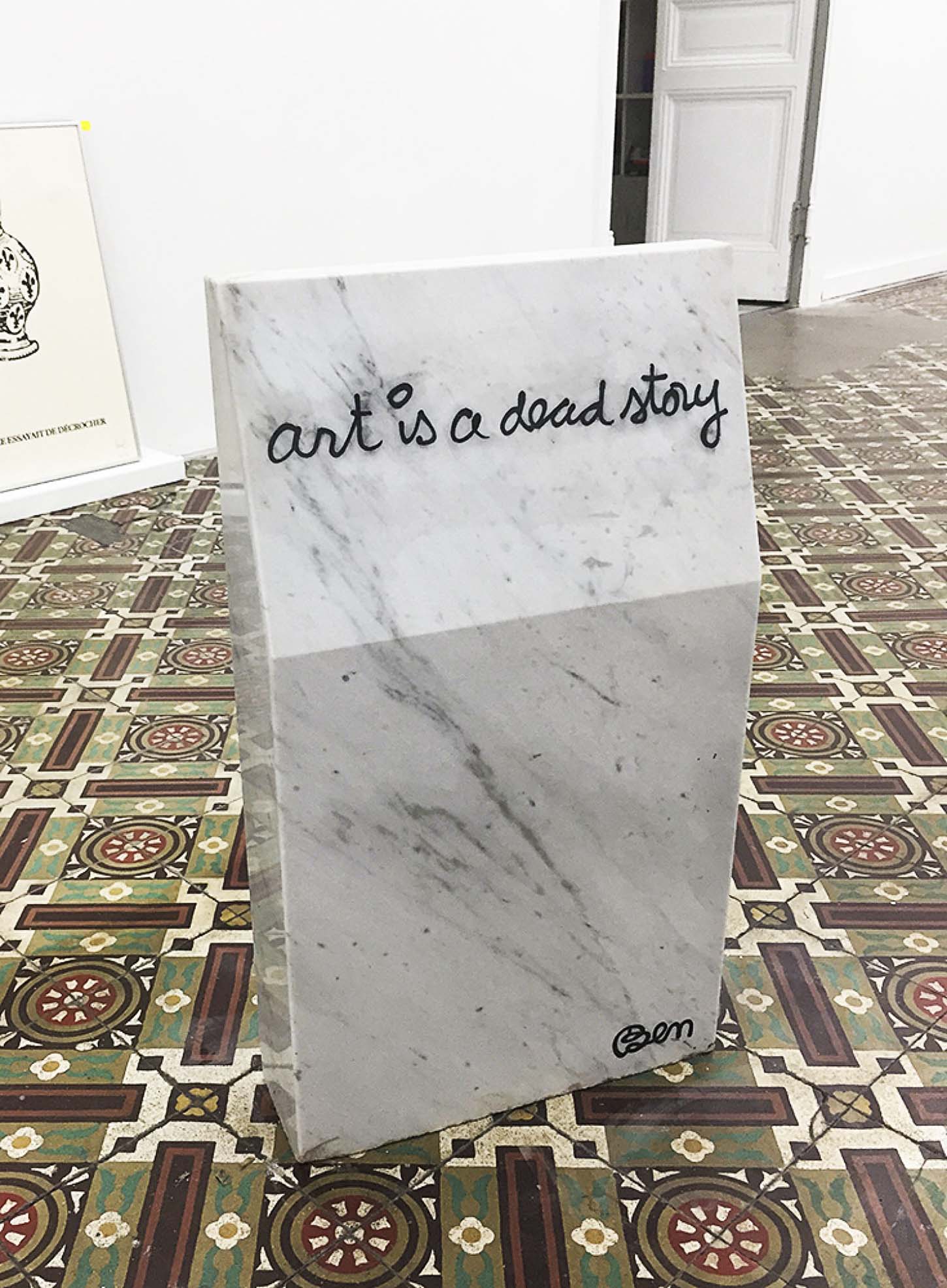 Ben Vautier, Art is a dead story, 1989, Marbre de Carrare, 65 x 40 x 15 cm. 6 ex.